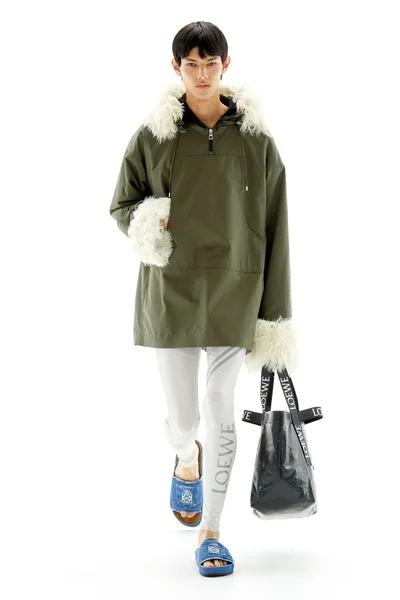 Look 14